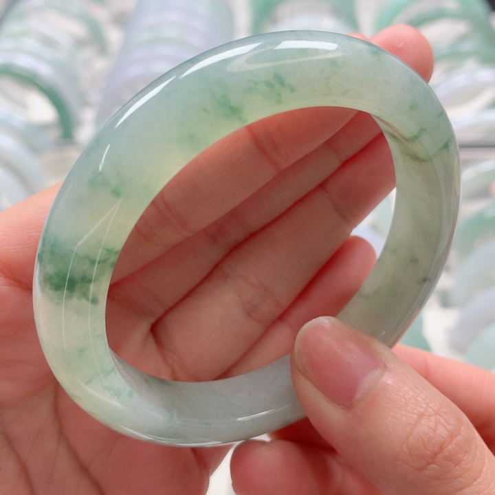 翡翠手镯未镶嵌毕业款冰飘绿花起光老坑种54.3