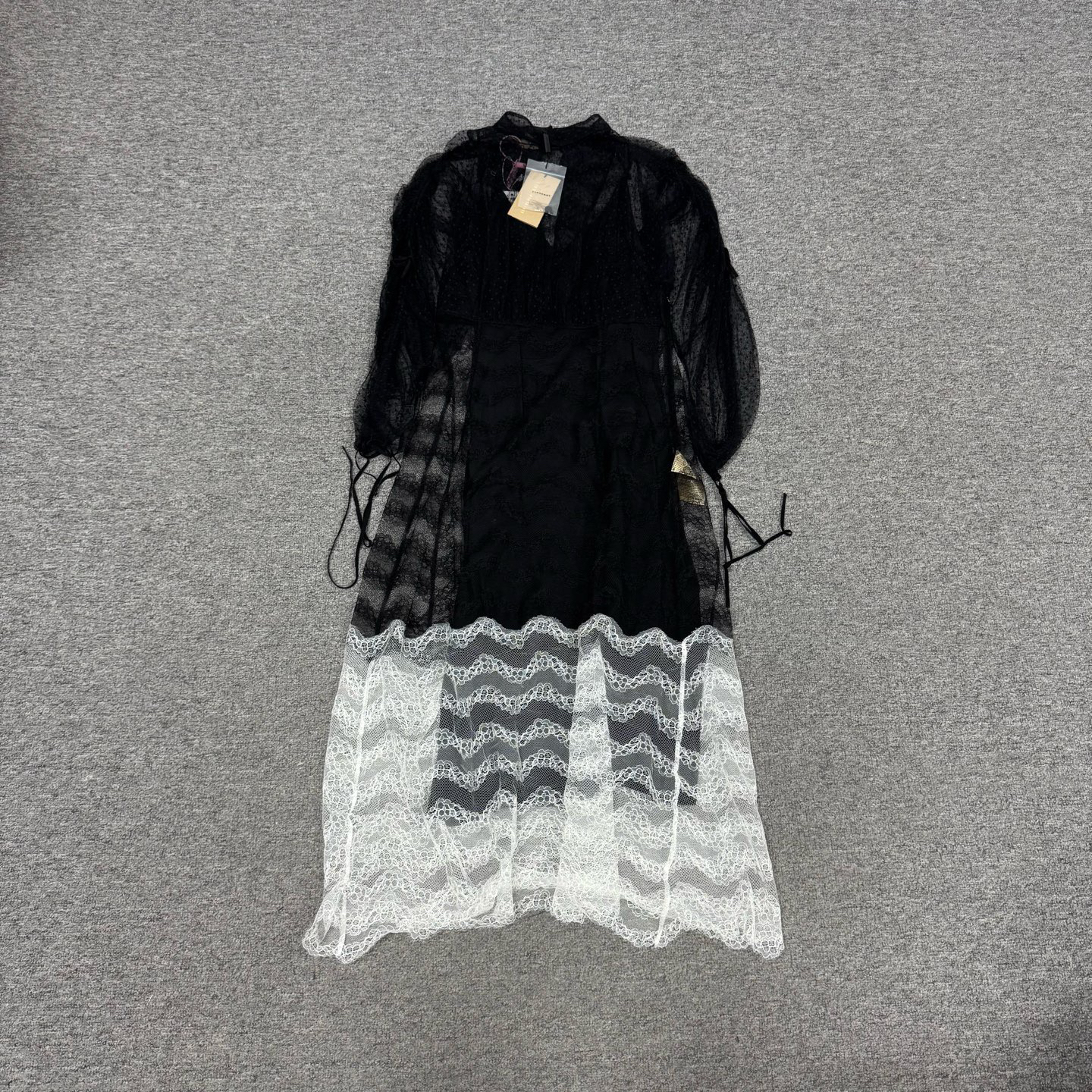 99新 AMIPARIS Burberry 蕾丝连衣裙uk6 带吊牌