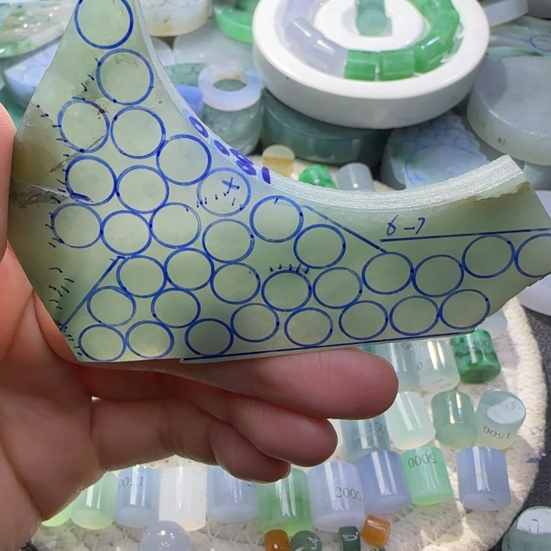 定制翡翠未镶嵌翡翠