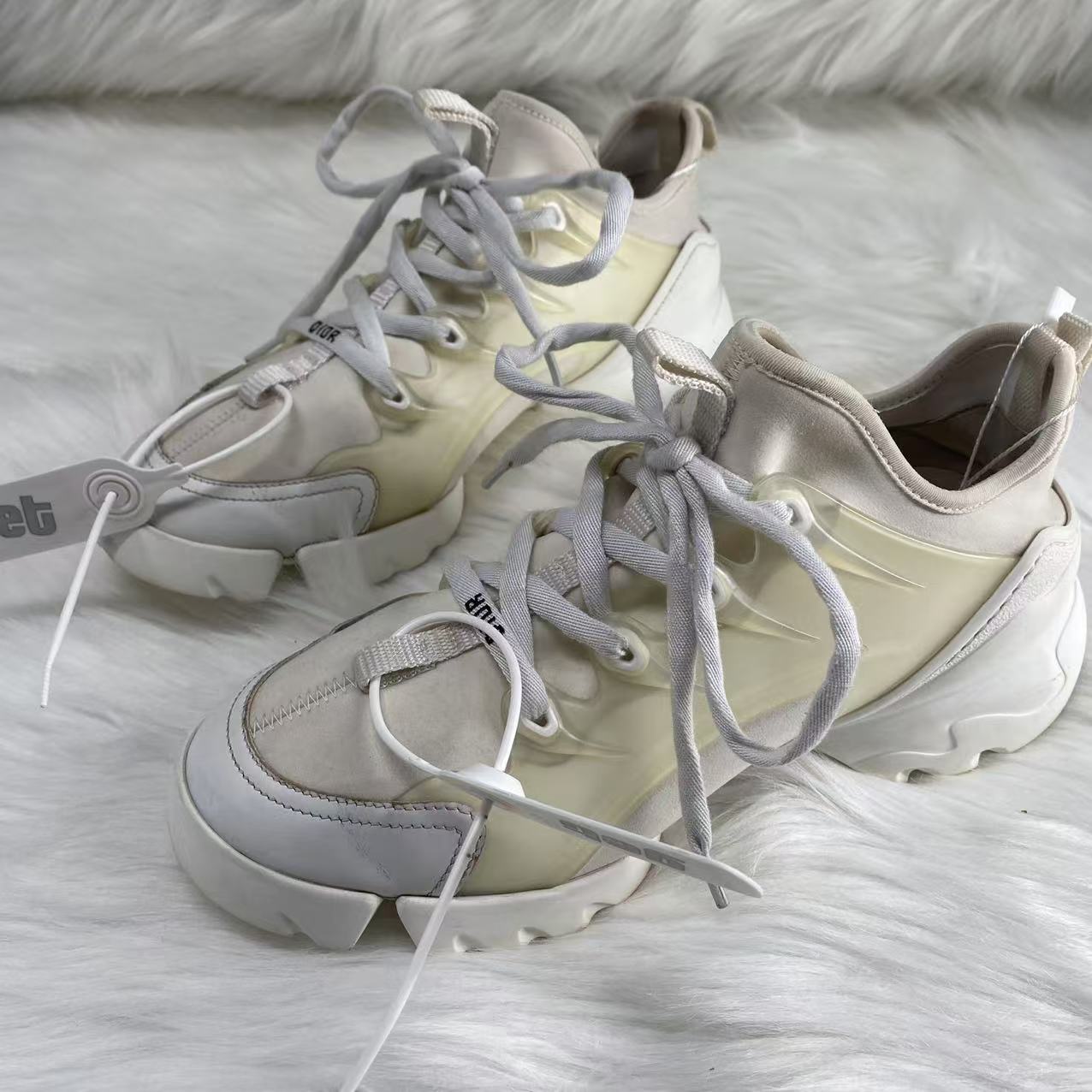 95新 DIOR/迪奥 37码/Seven精选/白色厚底经典时尚系带老爹鞋1192