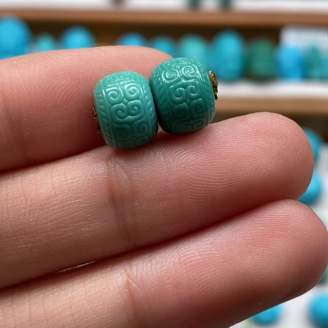 绿松石颈饰未镶嵌