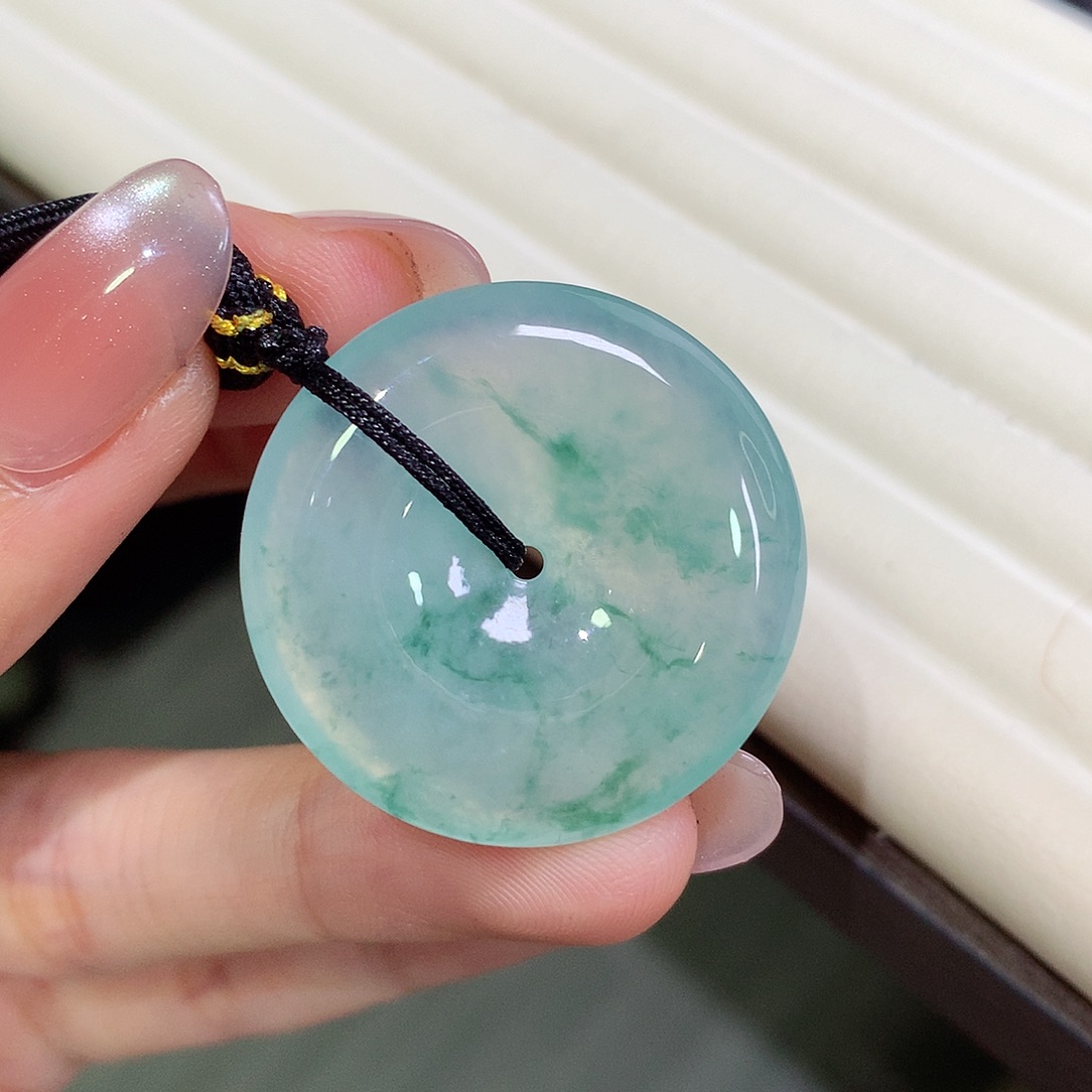 翡翠未镶嵌颈饰30.5-6.1