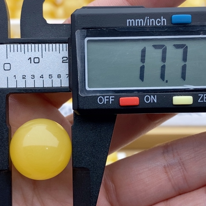 未镶嵌琥珀裸石蜜蜡圆珠微瑕