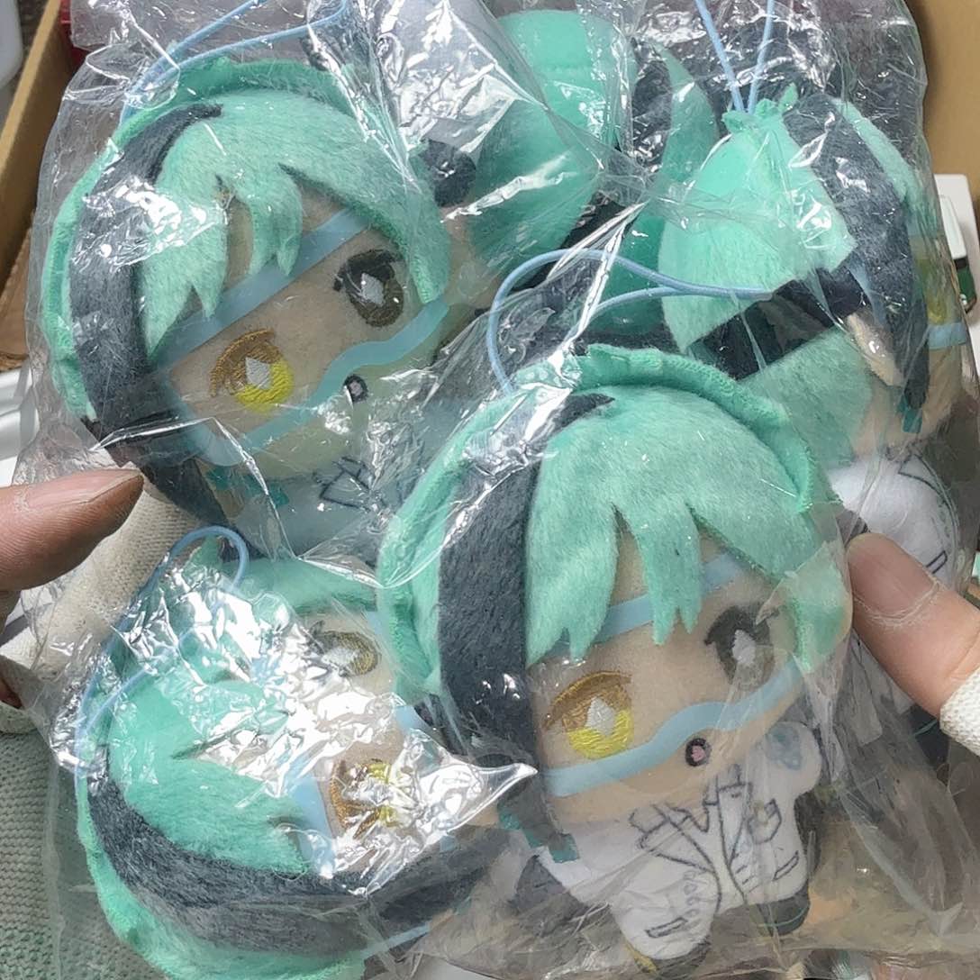 s***r中古商品，瑕疵品，不保好坏。683