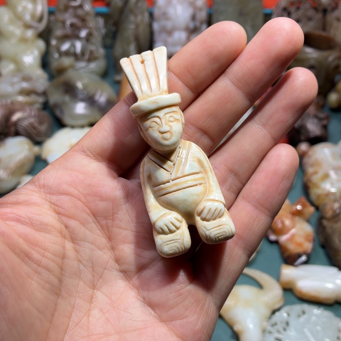 和田玉未镶嵌挂件