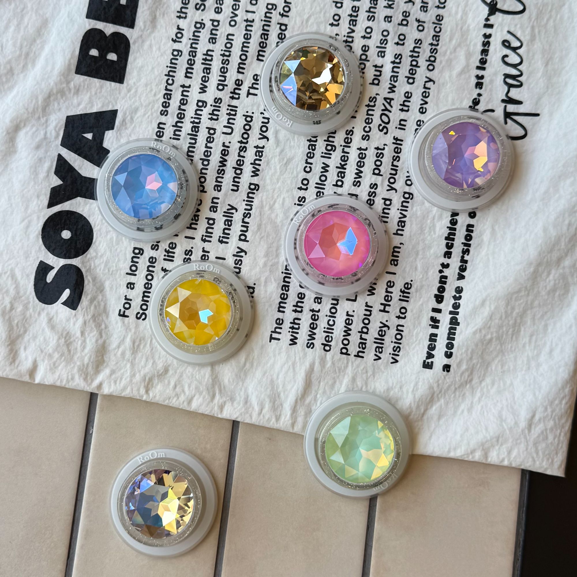 Theearthroom闪亮宝石磁吸支架透明高级感磁吸支架手机支架