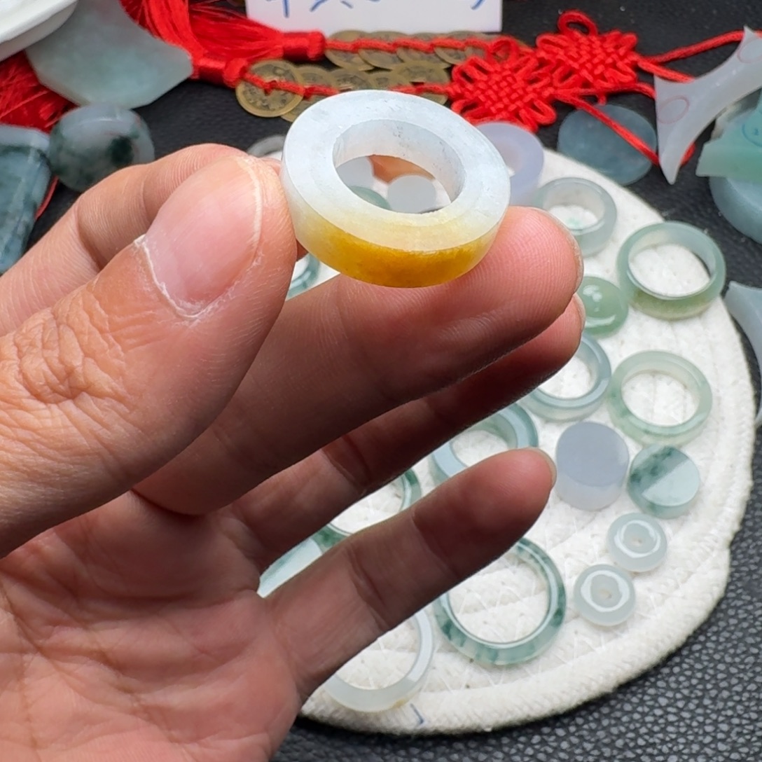 定制翡翠未镶嵌天然翡翠