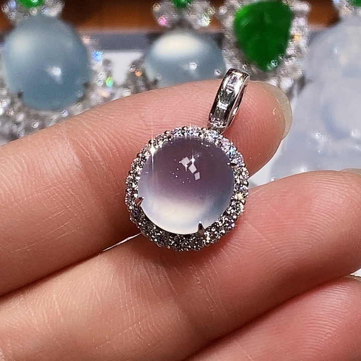 吊坠(不含链)18K金镶嵌翡翠