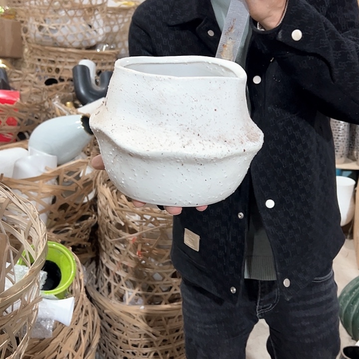 瓶高度16厘米口径14厘米微瑕捡漏