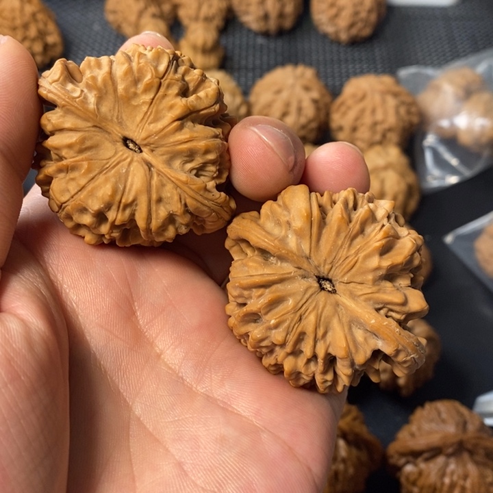 驴***牛把件桃核356643477