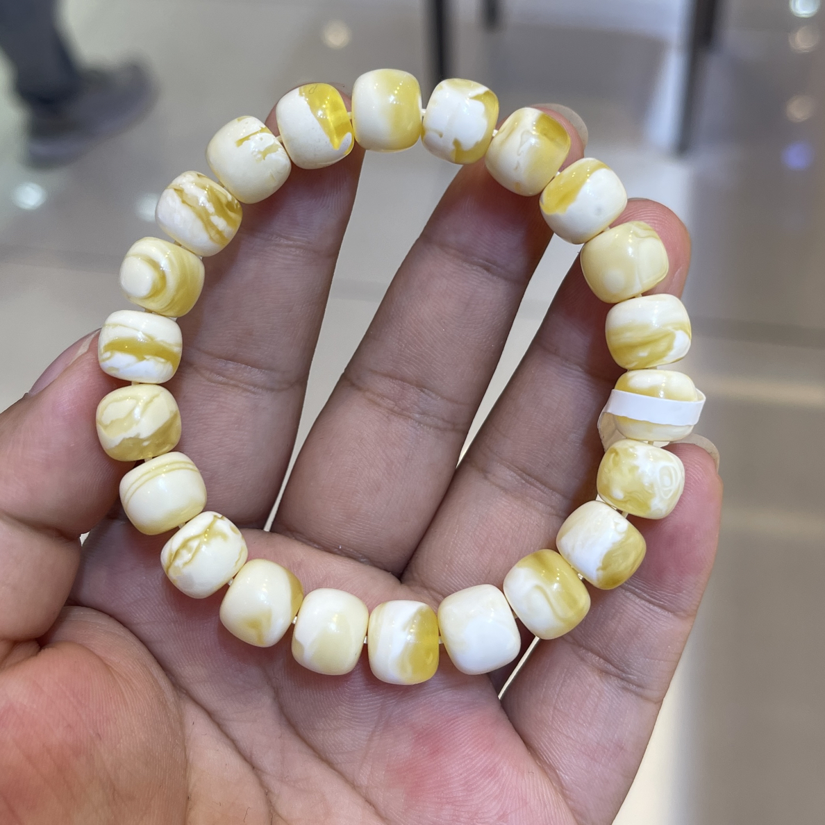 10mm金瓷白妖花老型蜜蜡手串女款轻奢时尚百搭潮流经典黄色单圈