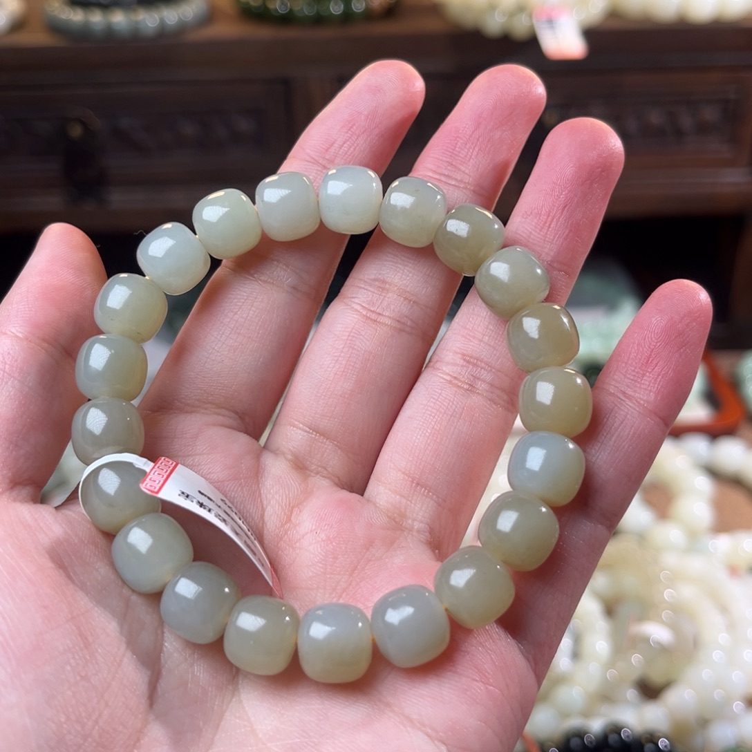 和田玉未镶嵌手链