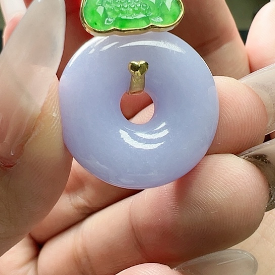 翡翠颈饰18K金镶嵌花**径天然缅甸A货翡翠