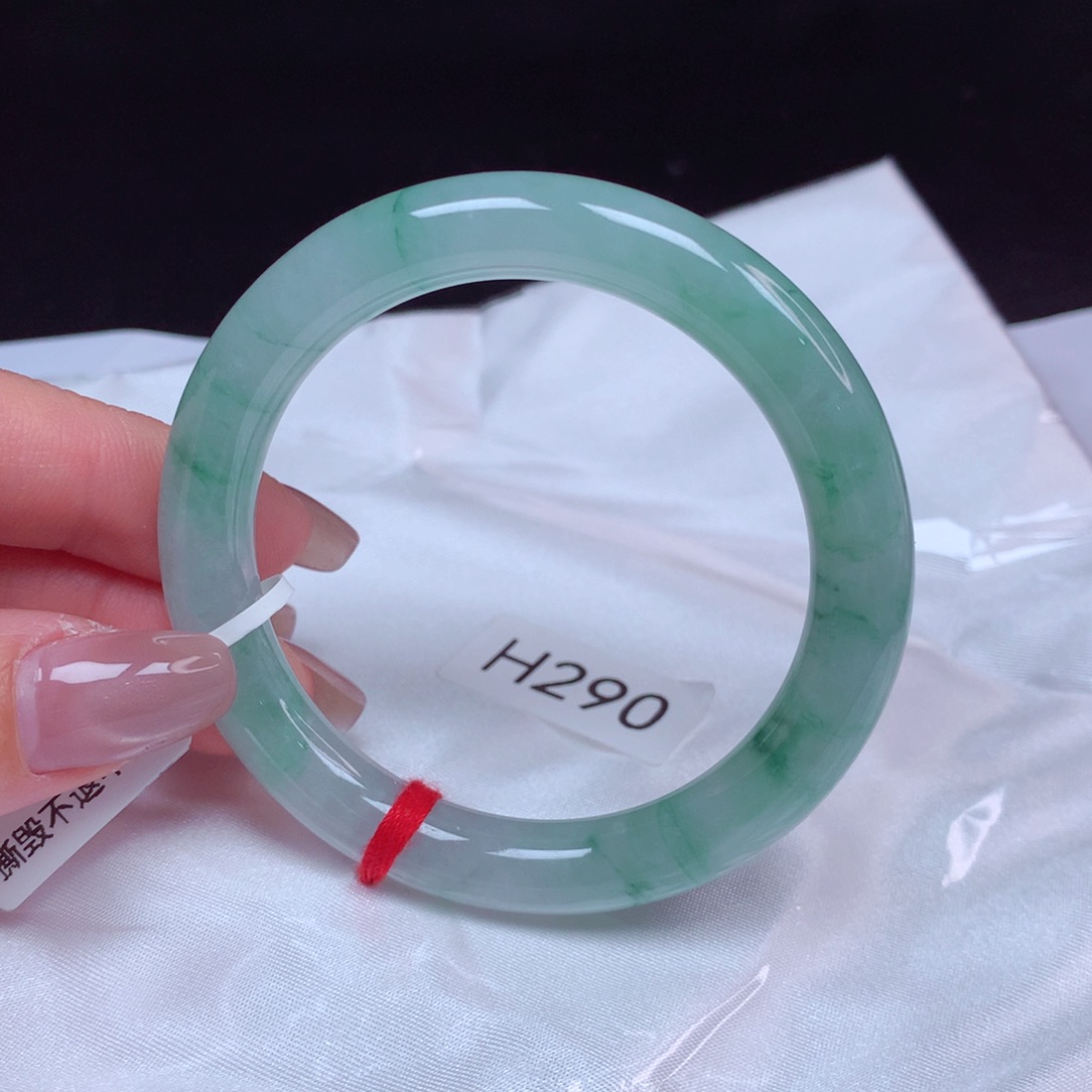 翡翠手镯未镶嵌手镯52