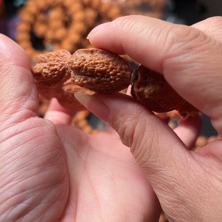 文玩核桃手串野生