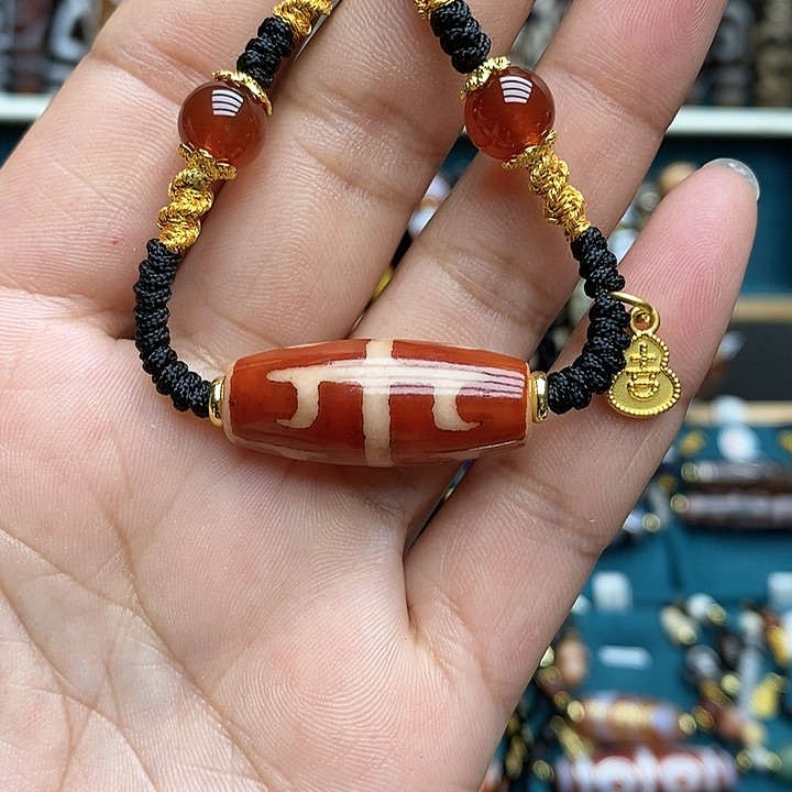 玛瑙/玉髓颈饰合金