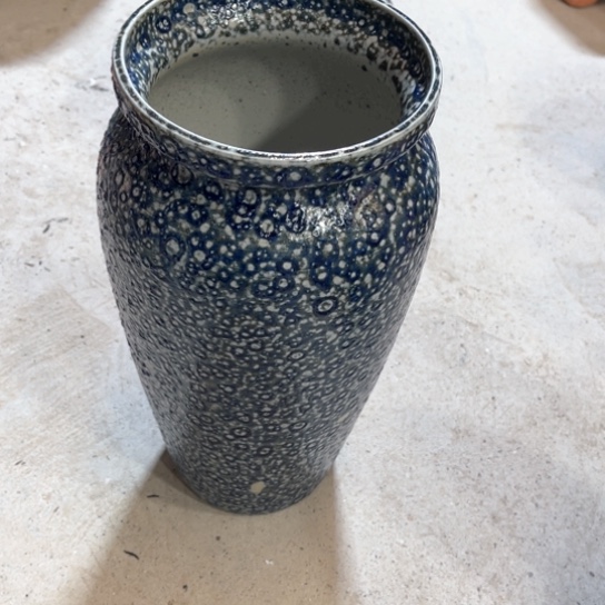 罐默认微瑕，有孔编号15-230