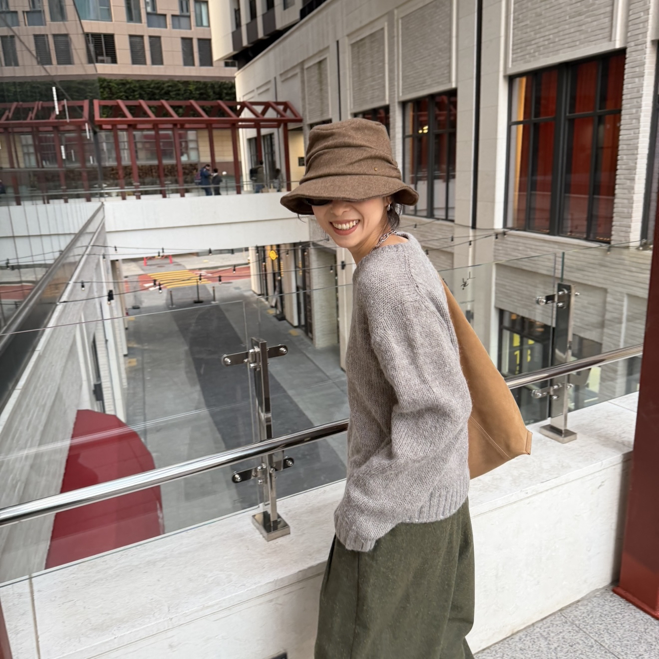 ｛귤 언니｝si自留羊驼v领砂灰毛衣