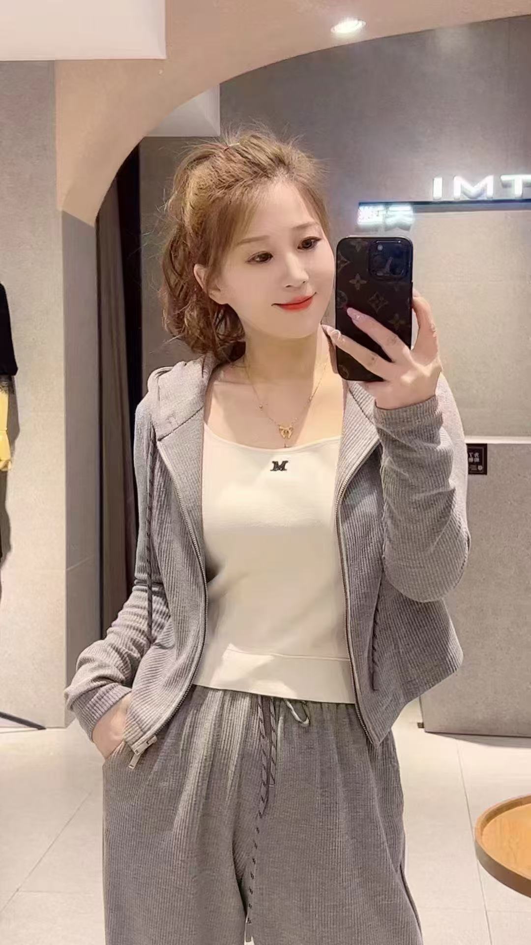 春季新款云灰色套装