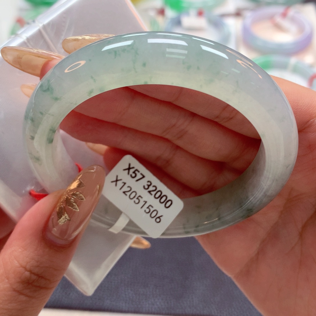 翡翠手镯未镶嵌22（64号）