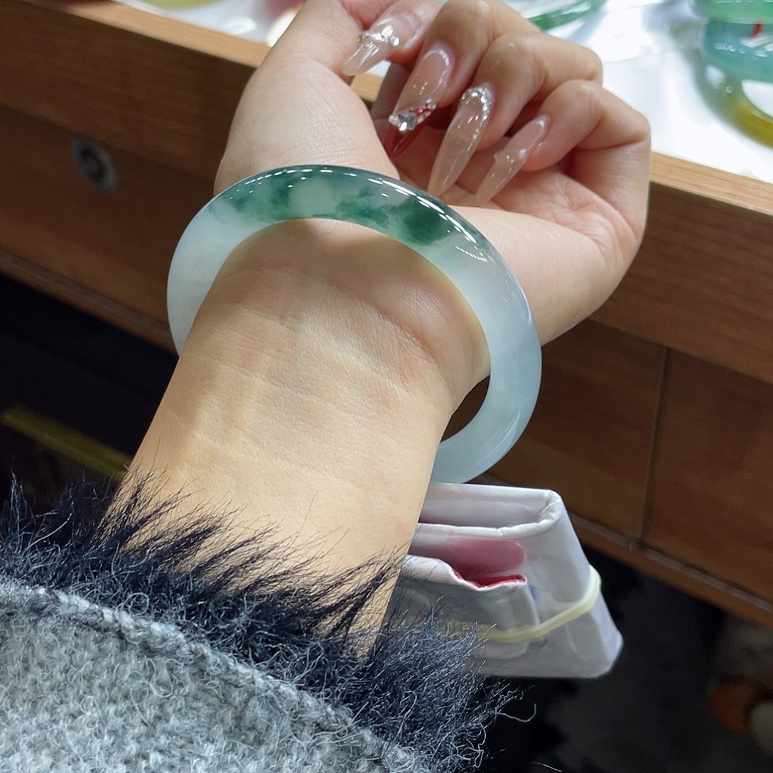 翡翠手镯未镶嵌162 号链接