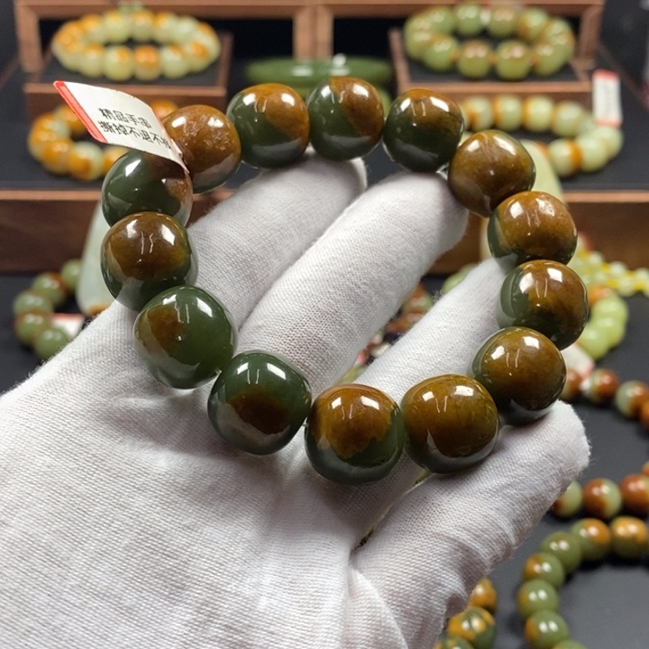 透闪石质玉未镶嵌手链