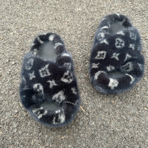 25新款水貂毛5.5高交叉外包沙发款毛毛拖鞋外穿防滑耐磨橡胶大底