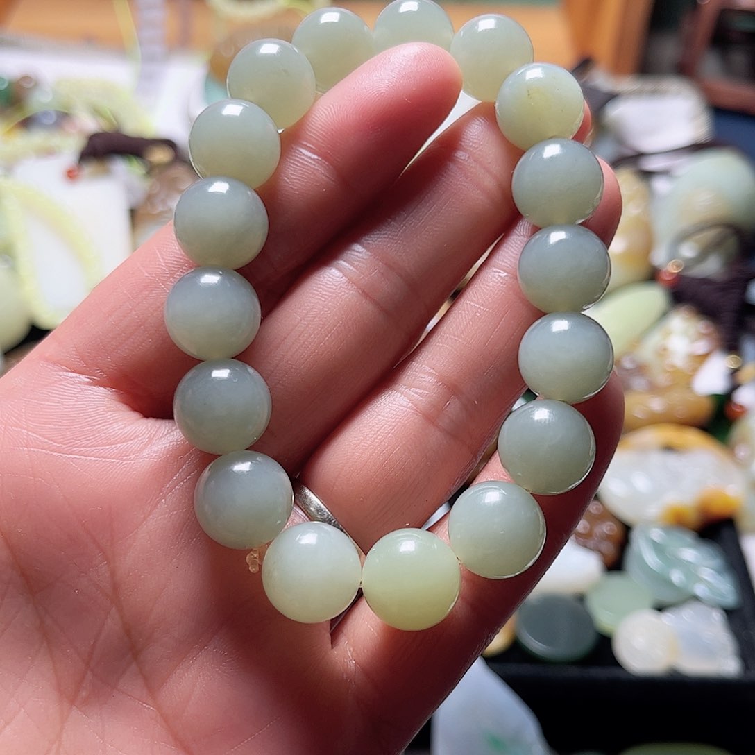 和田玉吊坠(不含链)未镶嵌