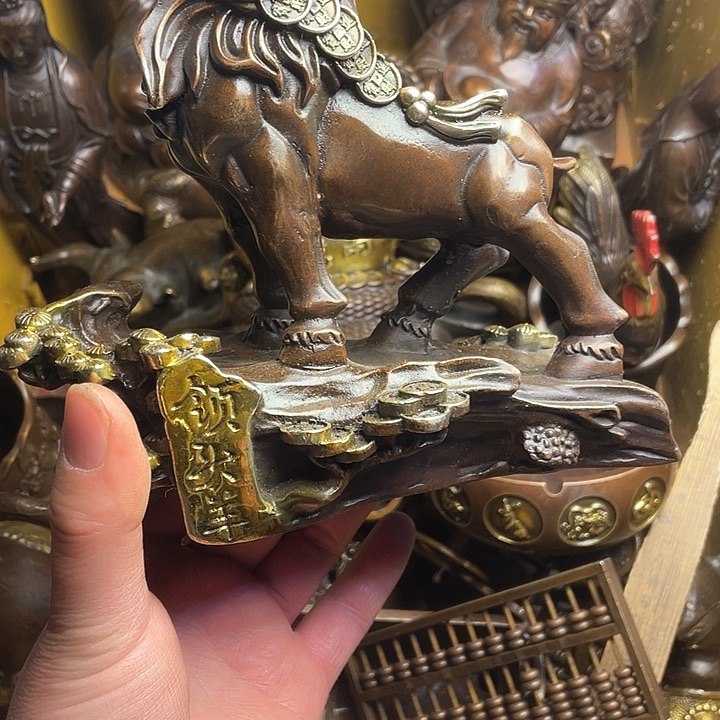 诚信经营铜器摆件