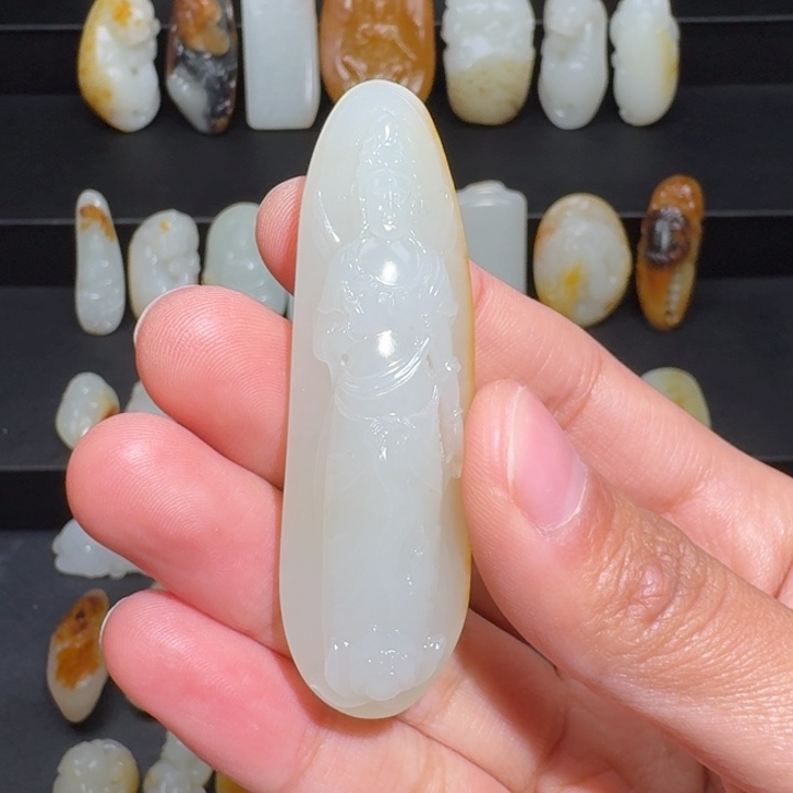 和田玉颈饰未镶嵌好*