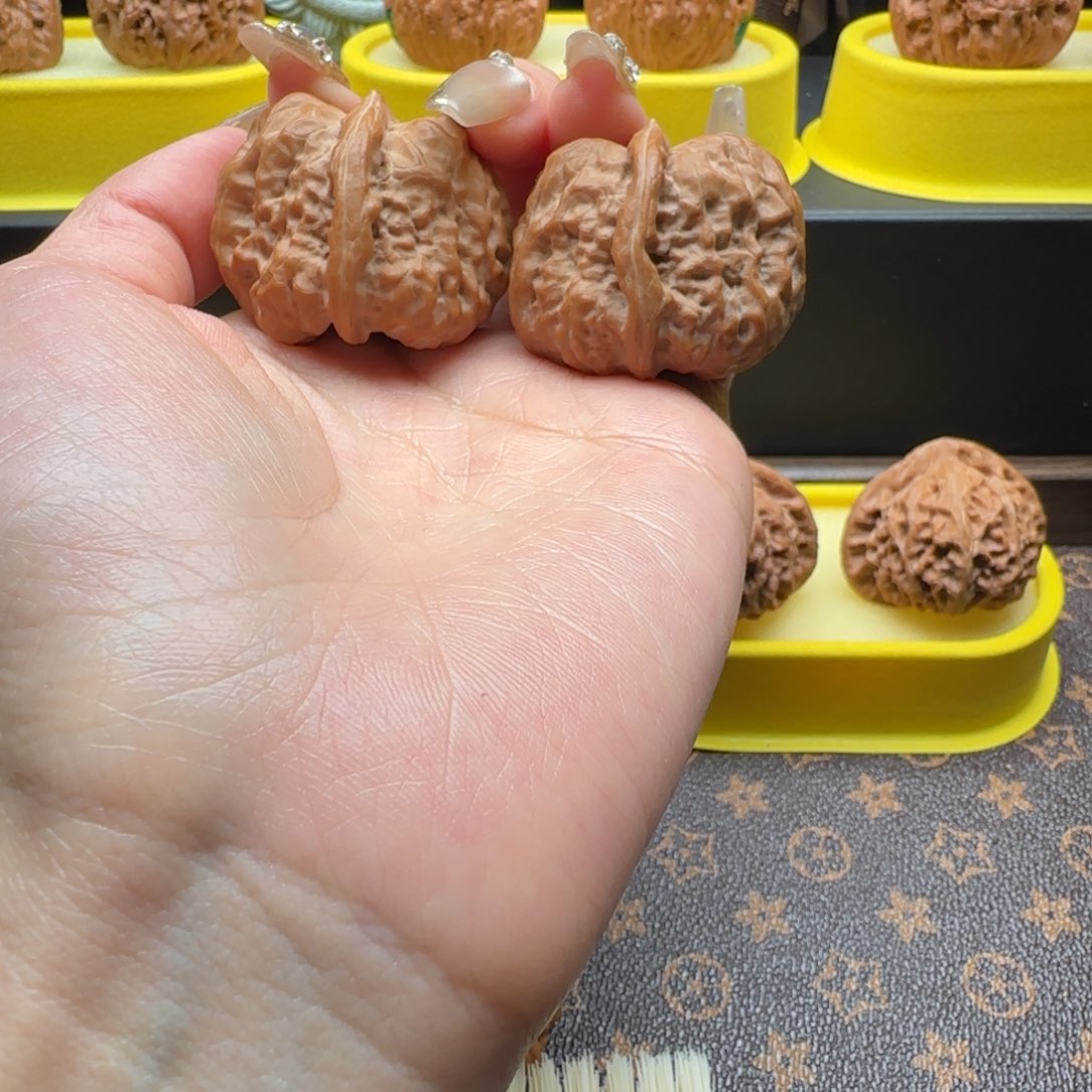 猴头核桃吊坠40全品蛙