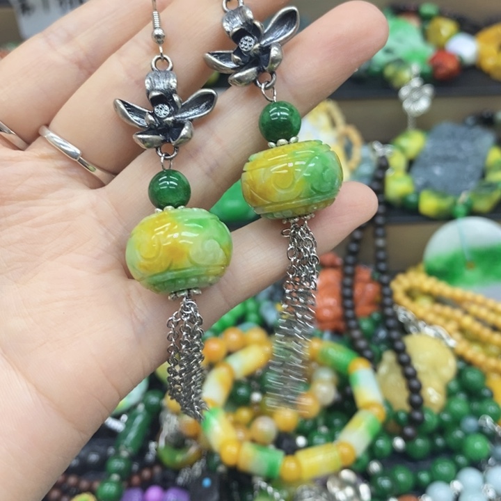 翡翠未镶嵌颈饰耳坠17