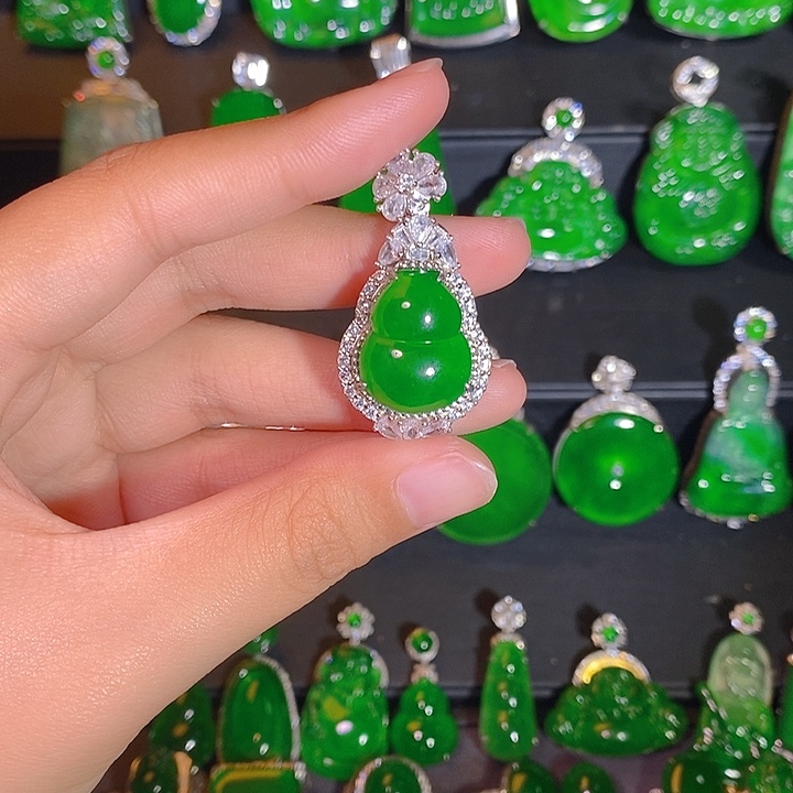 翡翠银S925镶嵌颈饰