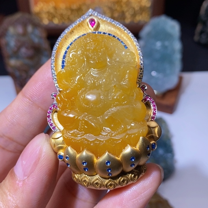 用***6定制翡翠未镶嵌财神