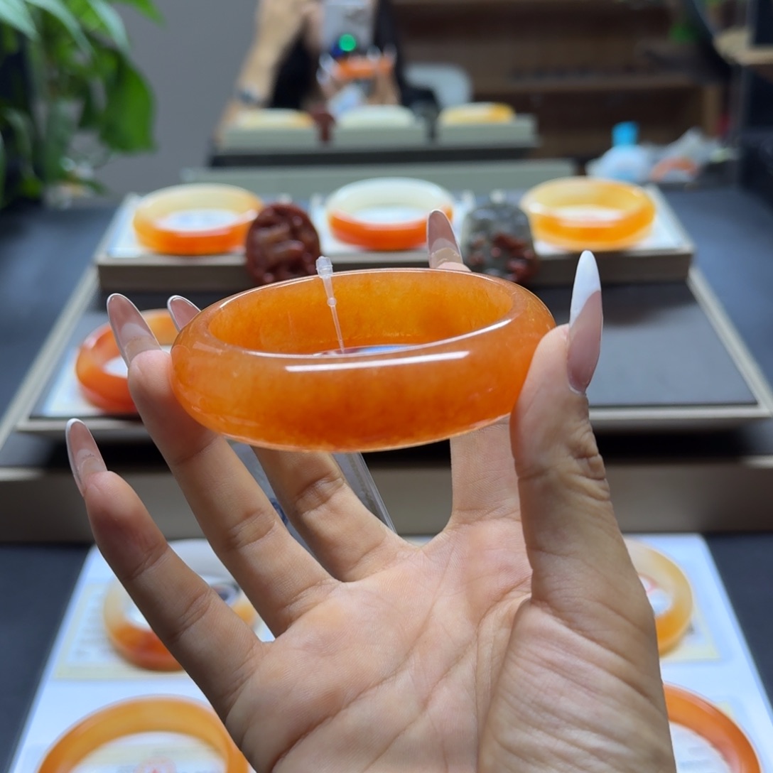 月***然合金石英质玉（黄龙玉）手链