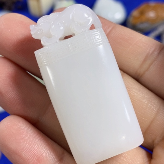 和田玉珠宝半成品未镶嵌琉*林