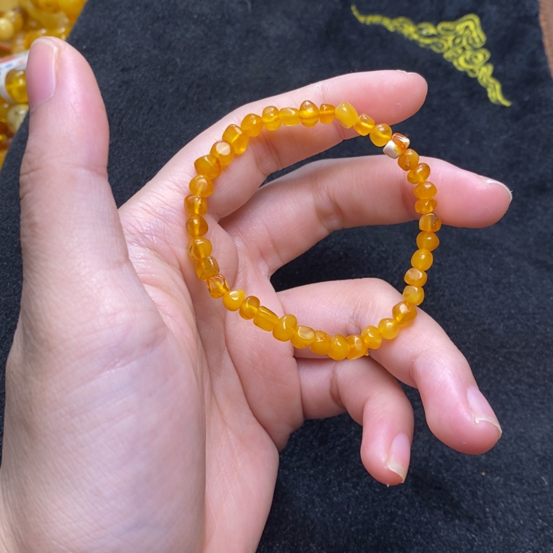 琥珀未镶嵌珠宝奇石