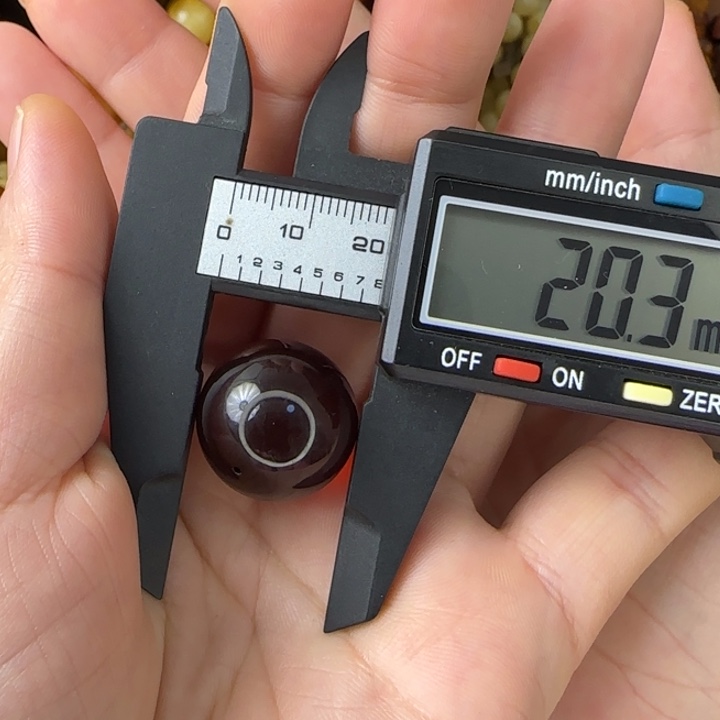 未镶嵌琥珀珠宝奇石1