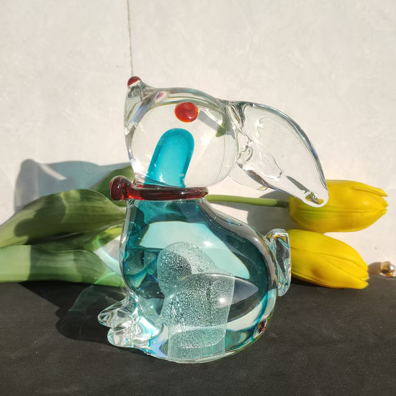 淄博非遗手作琉璃反映生肖兔“突飞猛进”家居送礼摆件