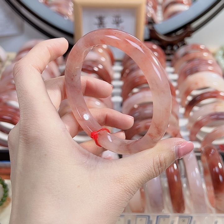 石英质玉手镯未镶嵌执*