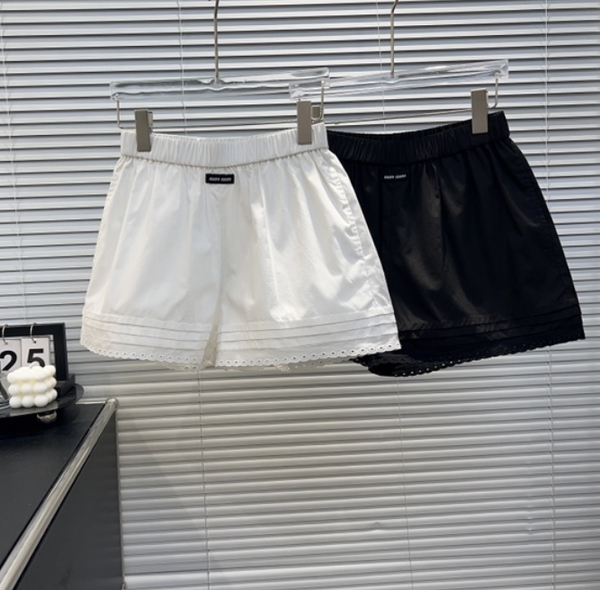 LiLi 25夏季甜系风花边纯色短裤直筒五分裤百搭1506AA