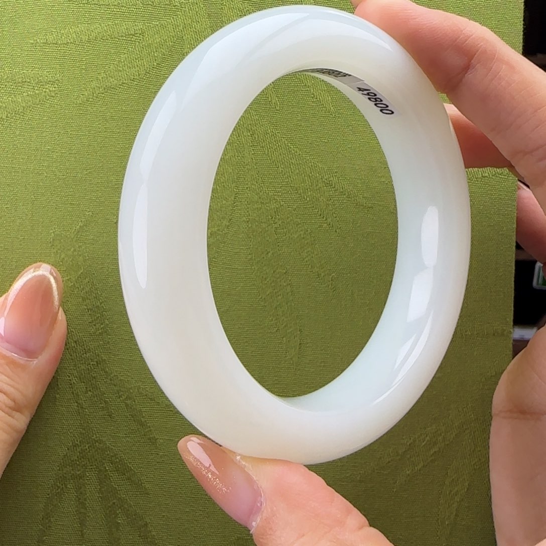 和田玉手镯未镶嵌海**楼