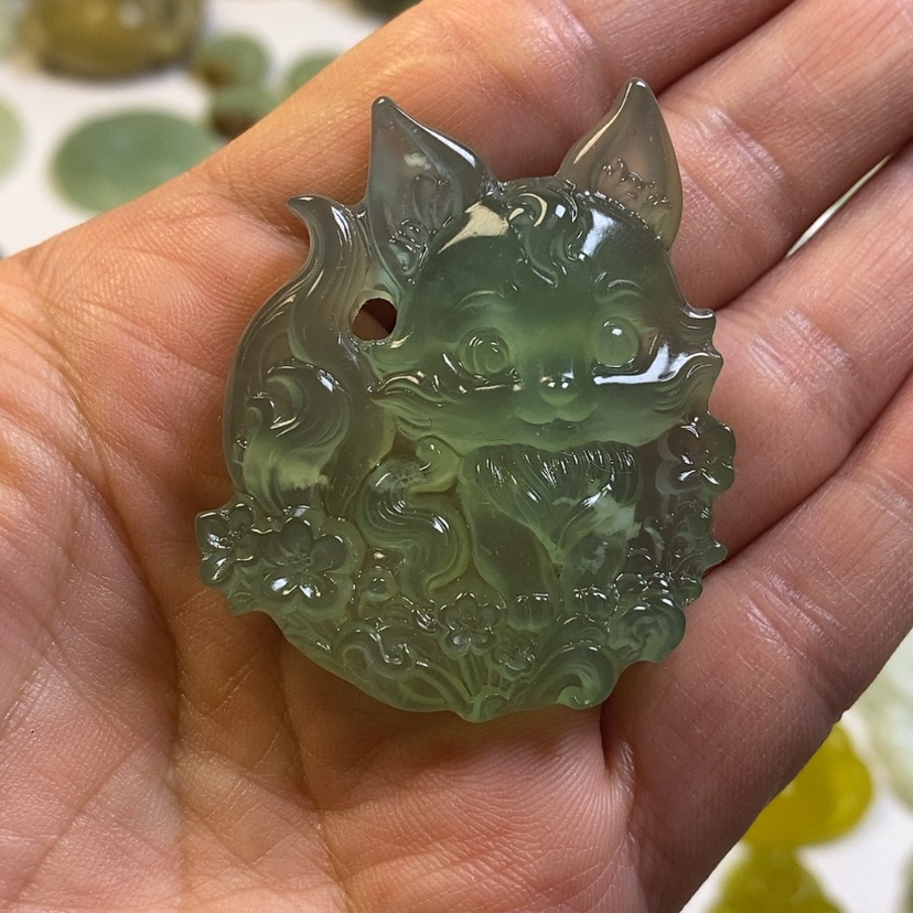 【闪购商品】蛇纹石玉颈饰未镶嵌
