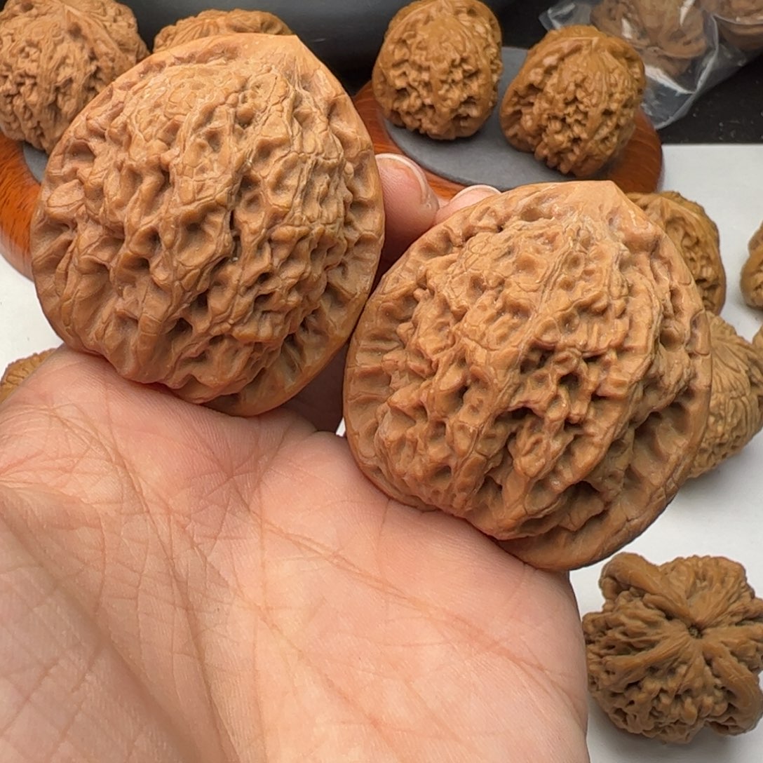 文玩核桃吊坠43金公子