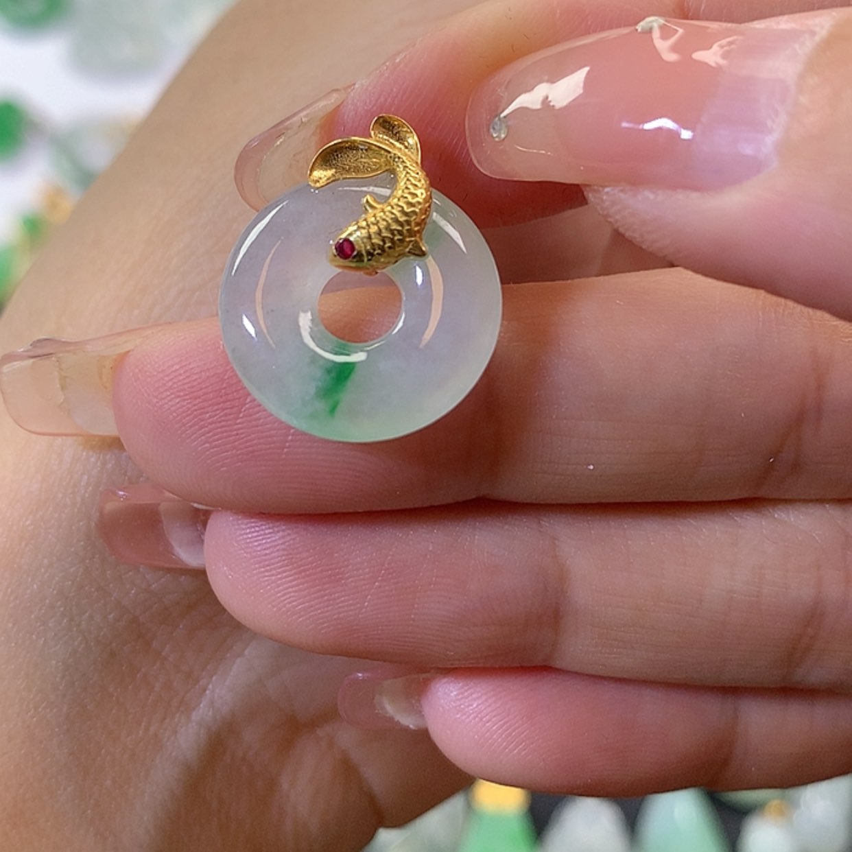 【闪购商品】翡翠吊坠(赠链)18K金镶嵌