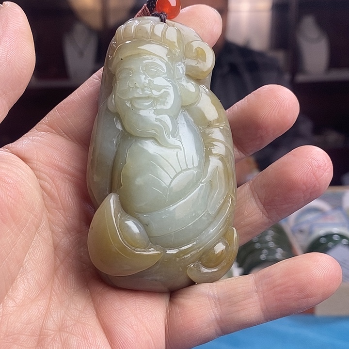 和田玉未镶嵌把件