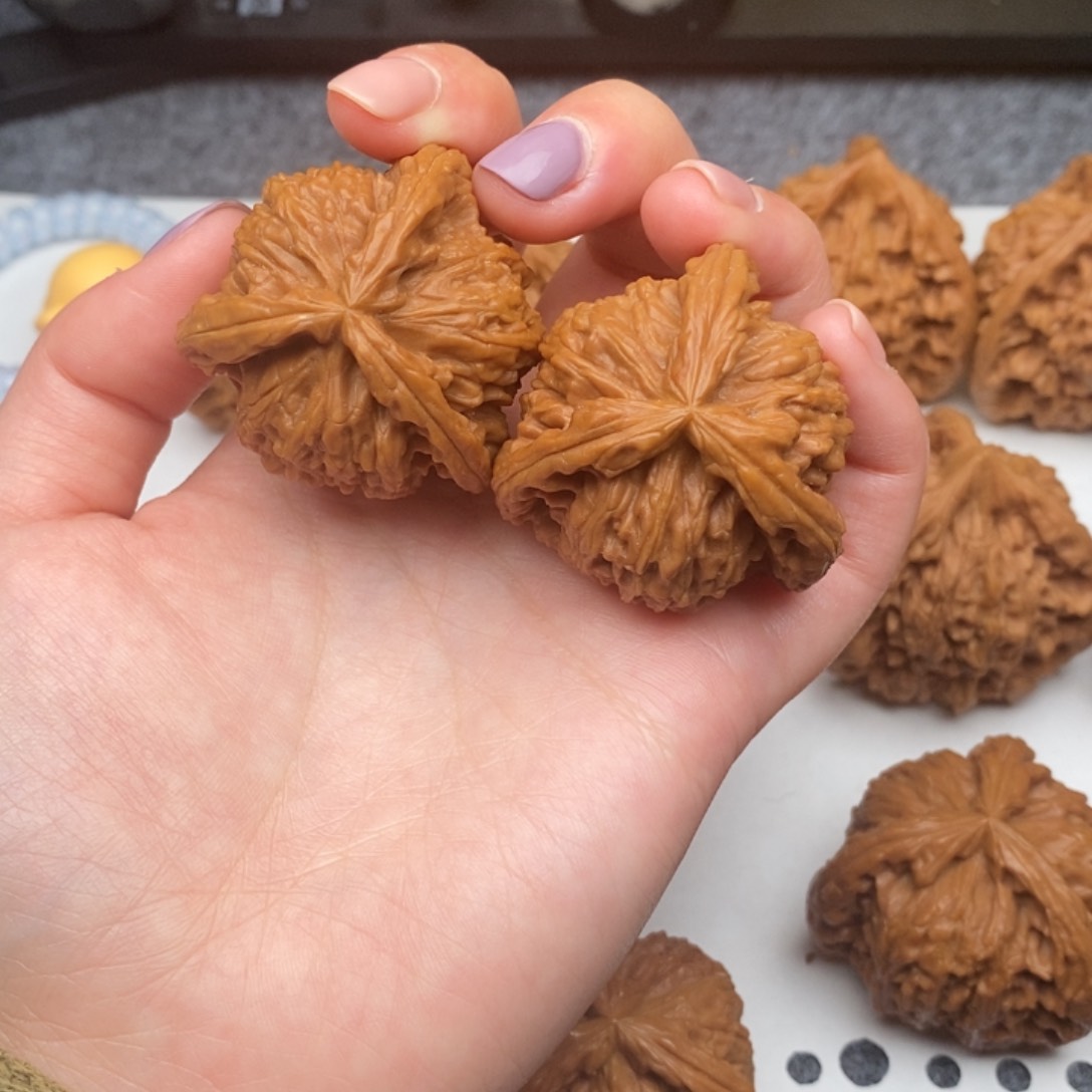 吊坠文玩核桃与**行