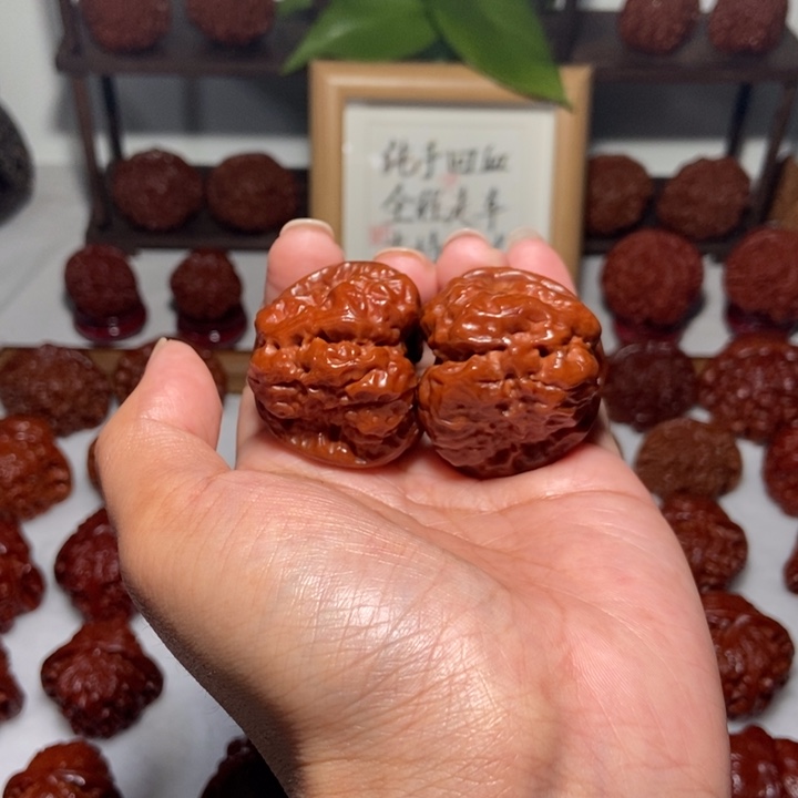 赵***龙文玩核桃吊坠蛤蟆头