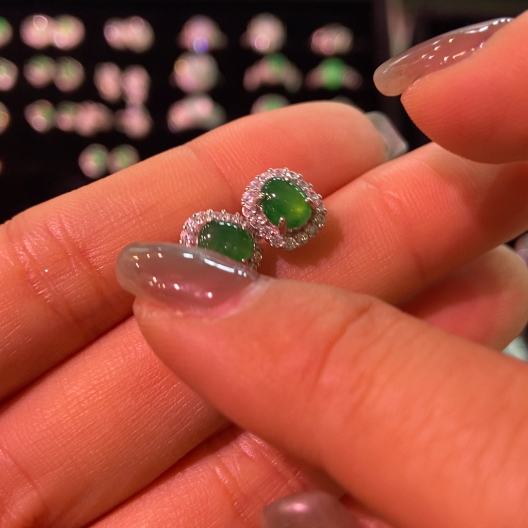 翡翠银S925镶嵌耳饰天然缅甸