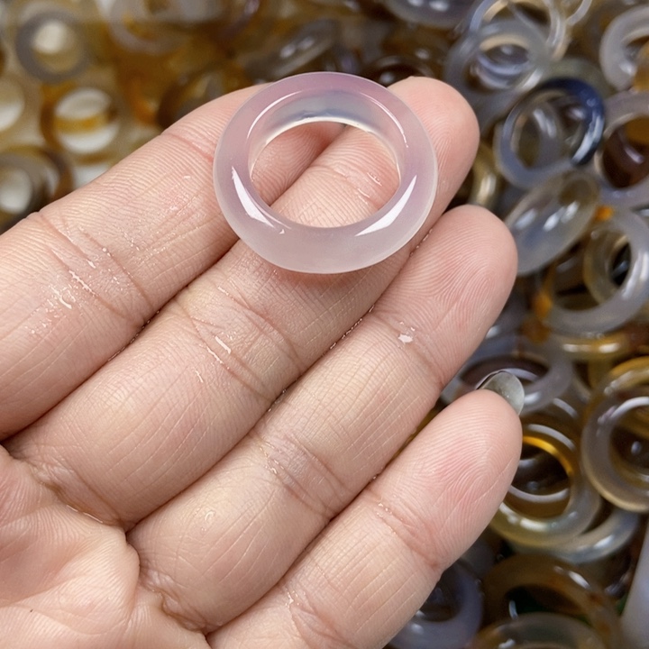 未镶嵌戒指玛瑙/玉髓乌**桑不退不换